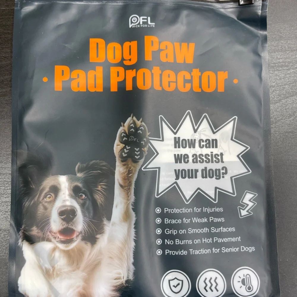 Black Dog Paw Pad Protection‎ For dogs 60-80 lbs